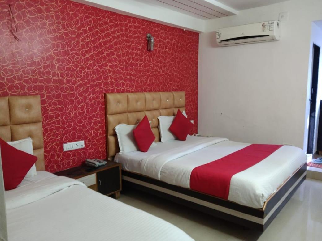Hotel Anjali Palace Ahmadábád Kültér fotó