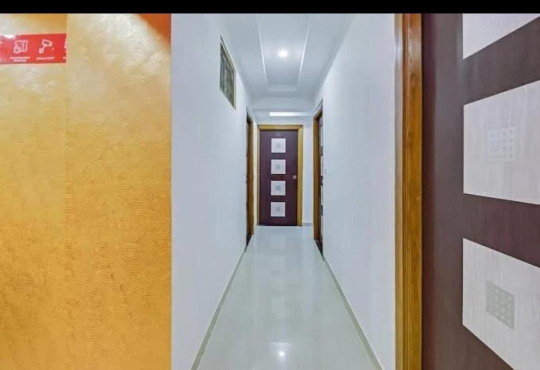 Hotel Anjali Palace Ahmadábád Kültér fotó